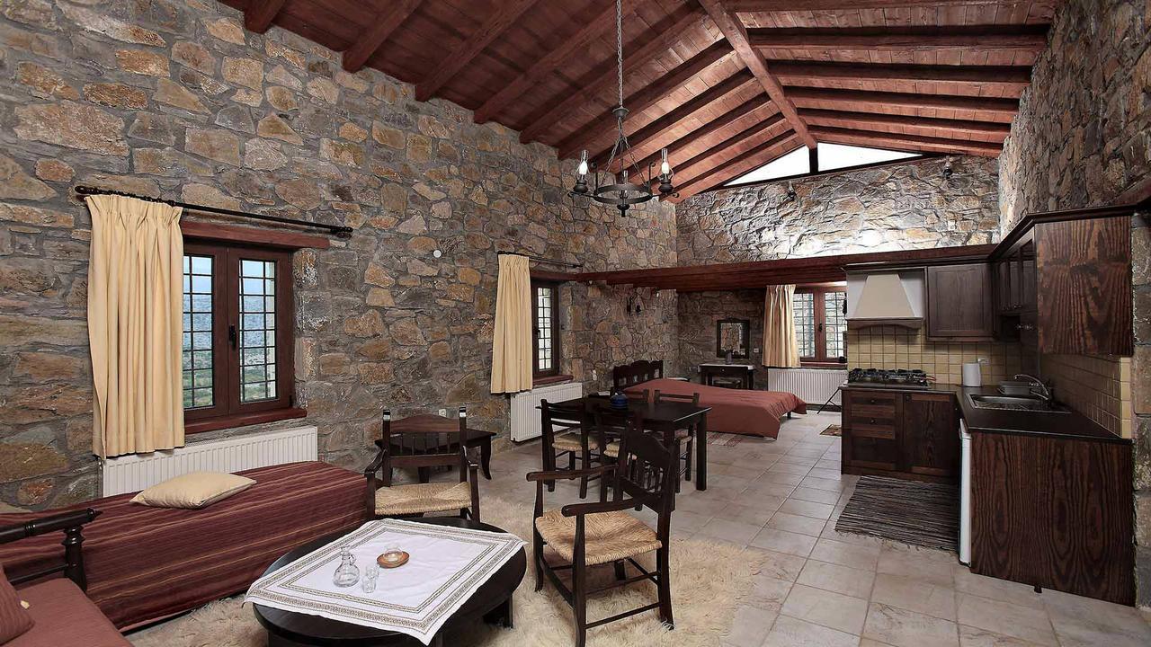 Arodamos Guesthouse Krousonas  Ngoại thất bức ảnh